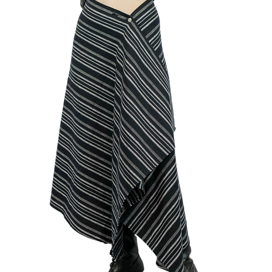 IMPOSSIBLE skirt    /    FALDA IMPOSIBLE