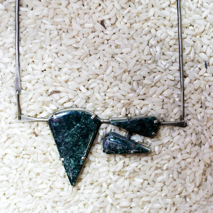 JADEITA necklace / collar de JADEITA