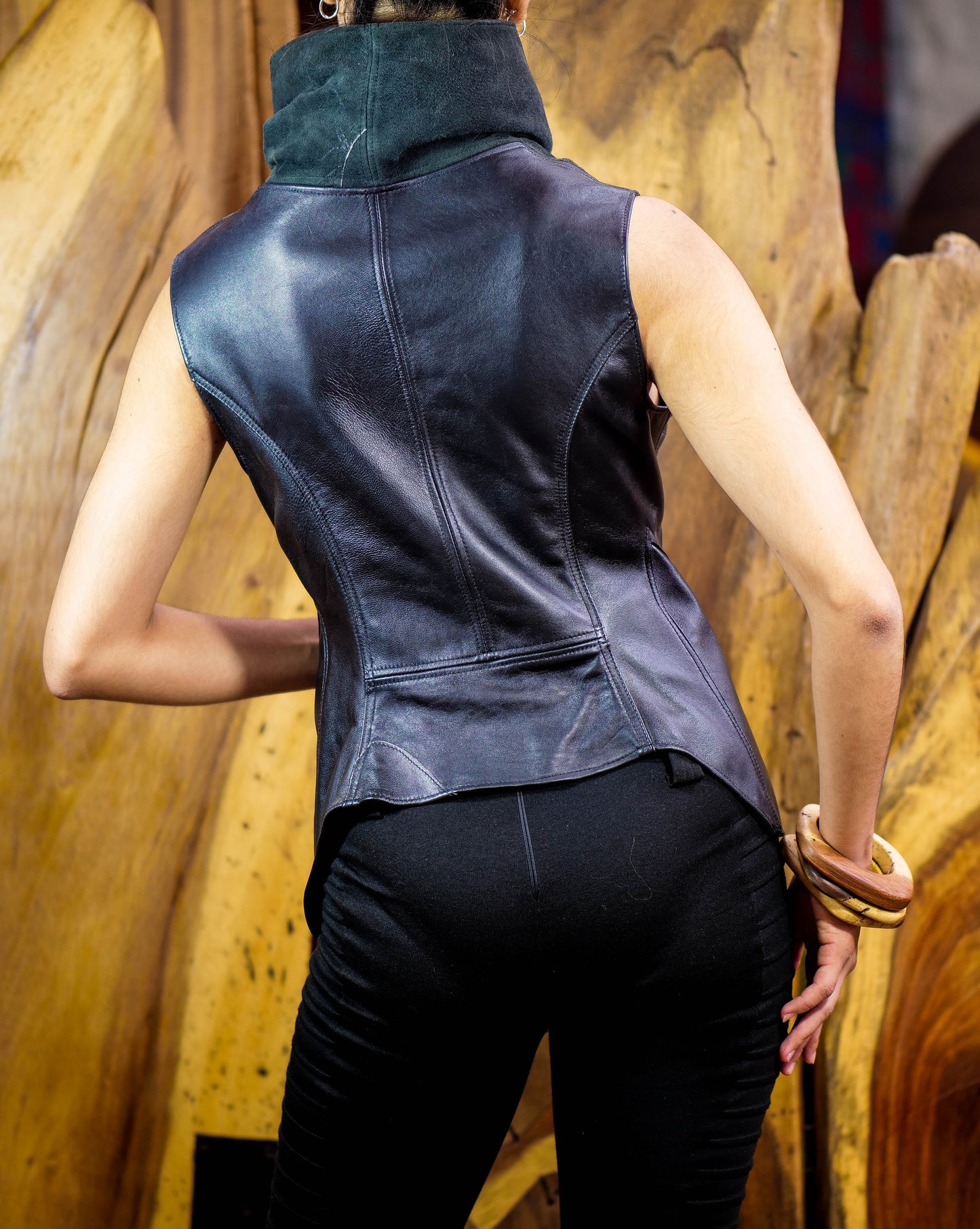 CUELLON  Chaleco   /      BIG COLLAR Vest