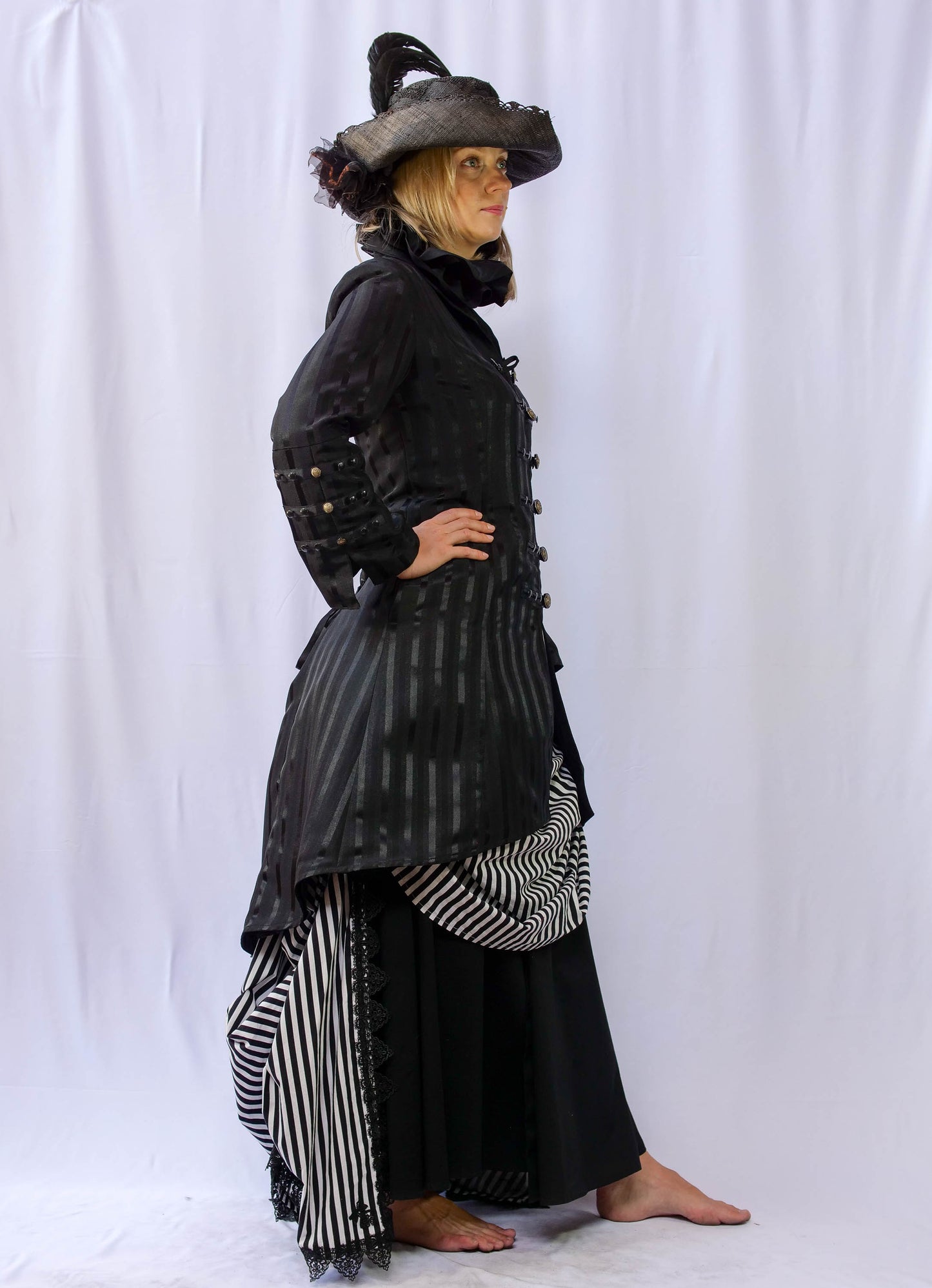 VICTORIAN  Jacket    /     Saco VICTORiANO
