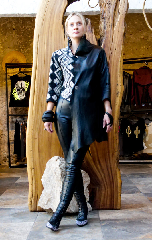 TITI Jacket    /    Saco TITI