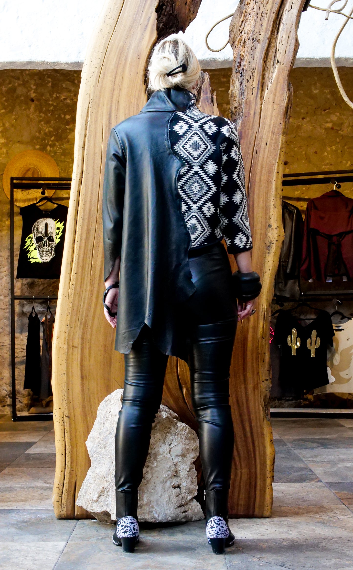 TITI Jacket    /    Saco TITI