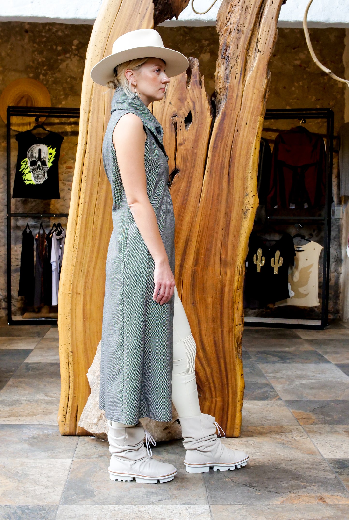 MORGANA Vest    /  Chaleco  MORGANA