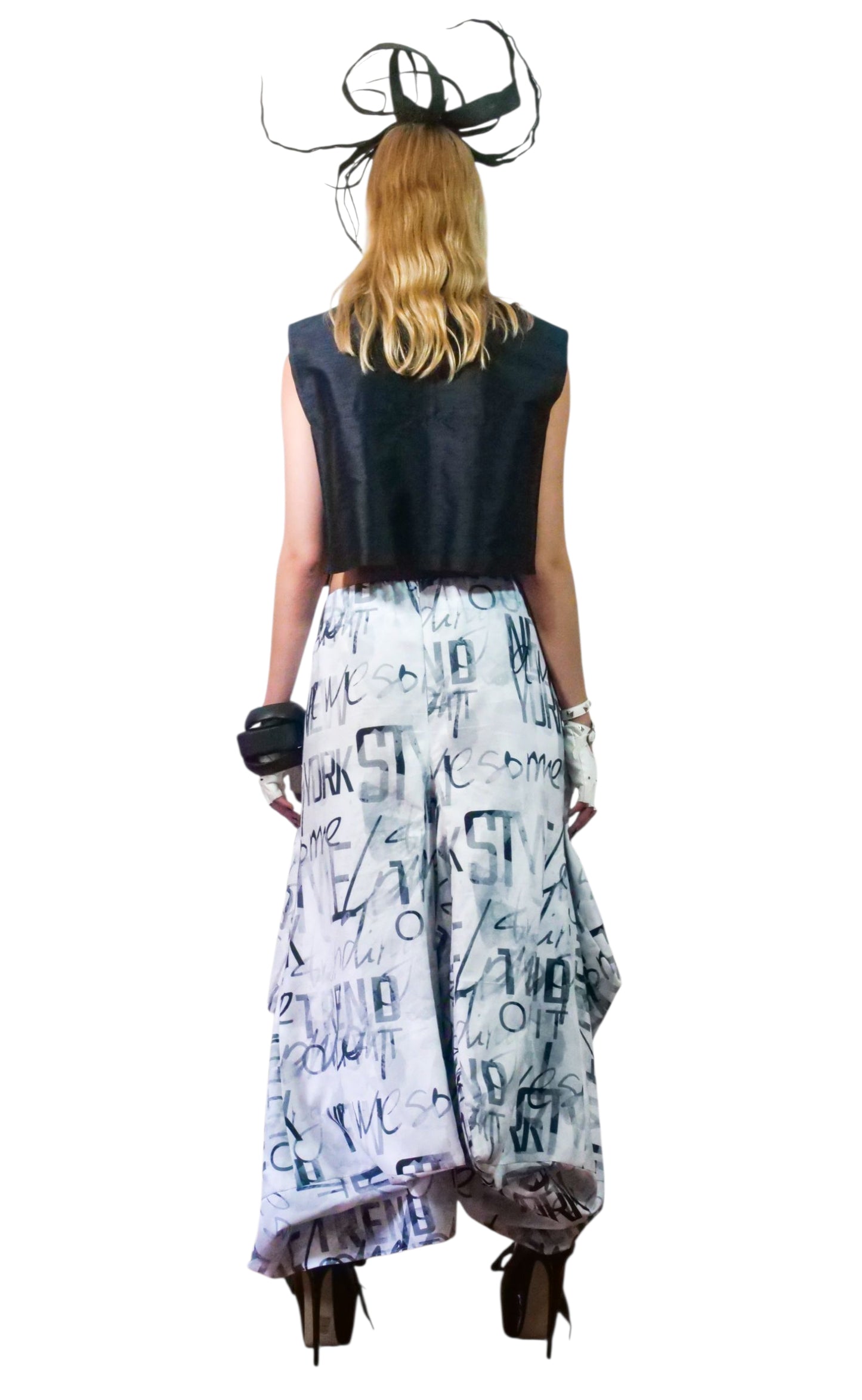 Newspaper Skirt    /   Falda Periódico